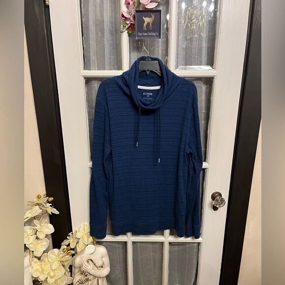 Kenneth Cole and Express Men’s Top Bundle - Picture 8 of 14